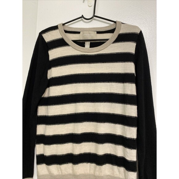 Banana Republic Sweater Womens Size L Italian Merino Wool Beige Black Stirped - Picture 3 of 12